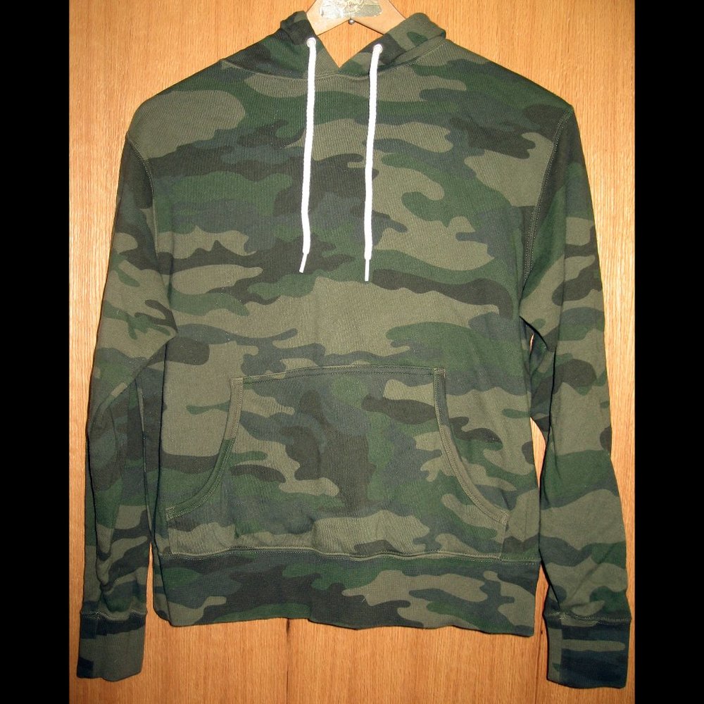 Green Camo Hoodie XS